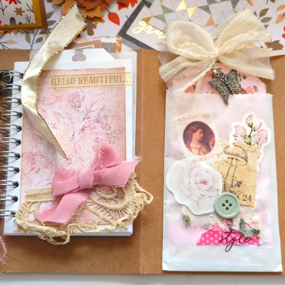 Small but cute notebook and tag book - Picture 1 of 1